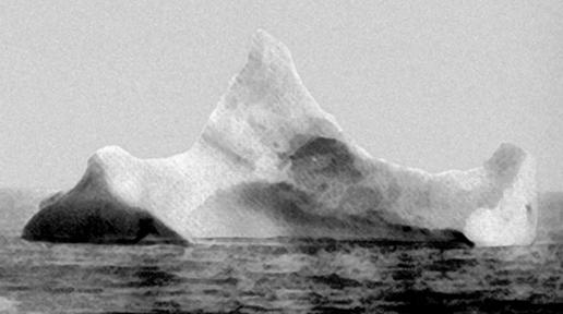 Iceberg afundou Titanic 2