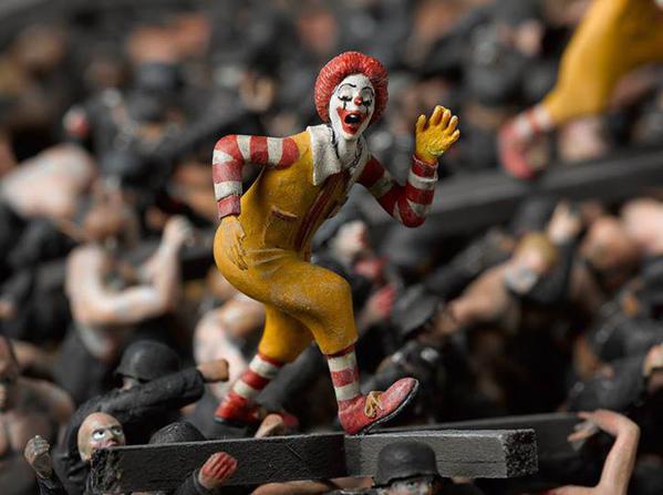 Diorama.McDonalds.4