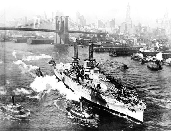 Dec. 24, 1916 - USS Arizona in the East River, New York. Note the Christmas trees atop the cage masts