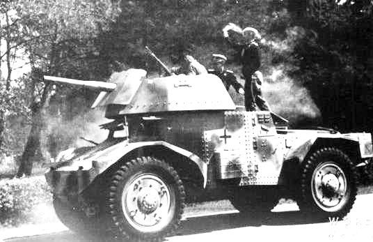 French Panhard with a modified turret and mounted with a German 37mm gun. This vehicle was used for anti-partisan duty in Russia