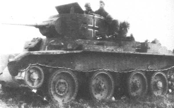 Panzerkampfwagen BT 742[r) (BT-7)