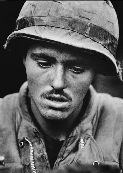 Fuzileiro naval americano. Khe Sanh, Vietnam, 1968