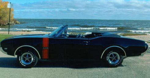 1968 OLDSMOBILE 442 CONVERTIBLE