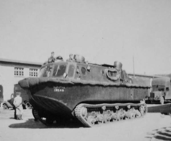 LWS_Land_Wasser_Schlepper amphibious_vehicle