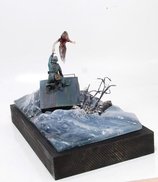 ghost-diorama-4