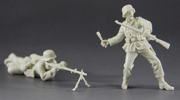 QY35001 WWII German Soldier Set #1 [9)