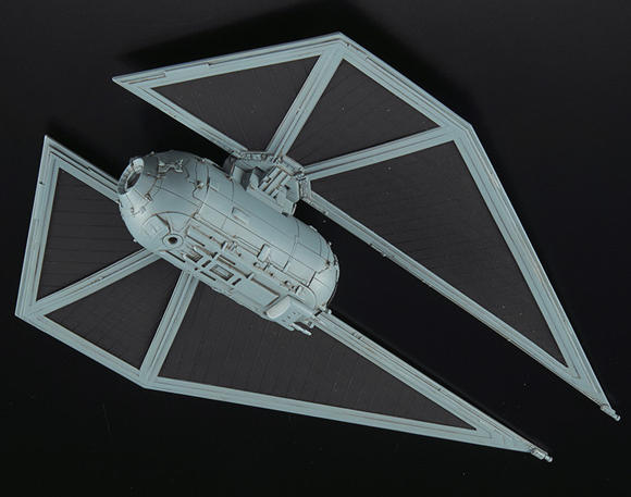 tie_striker_01