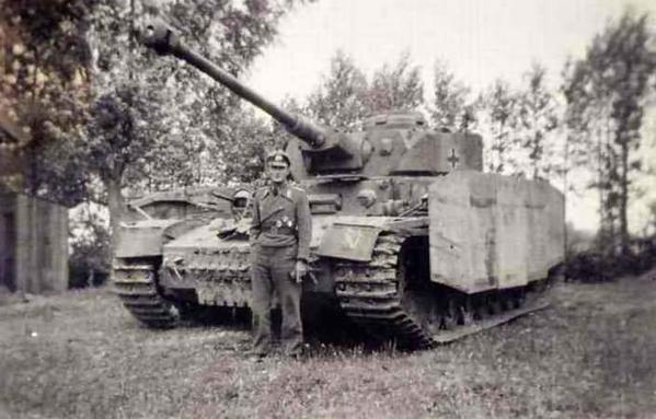 Panzer_IV_mit_ostkette